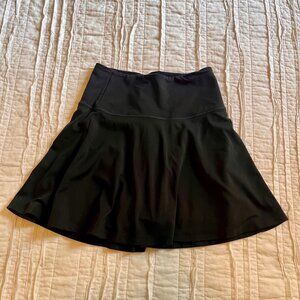 Girlfriend Collective Black High-Waisted Skort – Size Small